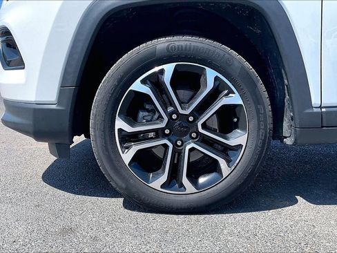 Used 2022 Jeep Compass Limited AWD/4WD image 2