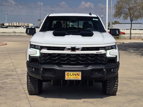Used 2023 Chevrolet Silverado 1500 ZR2 w/ ZR2 Bison Edition image 8