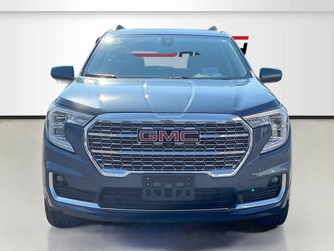 Used 2024 GMC Terrain Denali w/ Denali Premium Package image 2