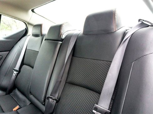 Used 2025 Nissan Altima 2.5 SR image 26