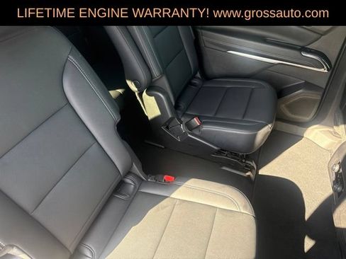Used 2025 Chevrolet Traverse LT AWD/4WD image 45
