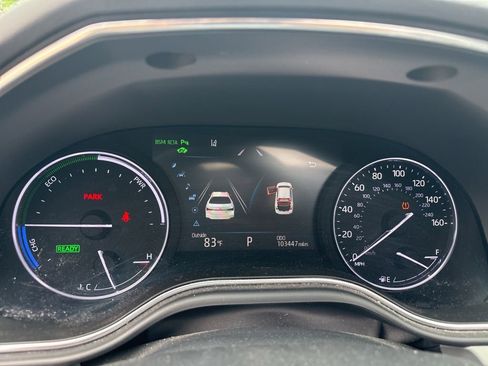 Used 2019 Toyota Avalon Limited w/ Advanced Safety Package FWD image 16