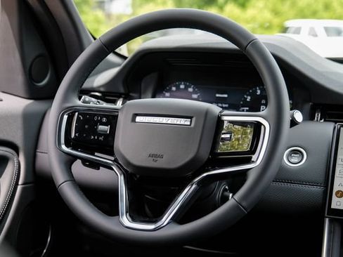 New 2026 Land Rover Discovery Sport Landmark AWD/4WD image 20
