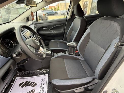 Used 2024 Nissan Versa SV image 10