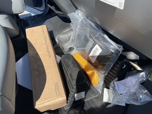 New 2025 Ford F550 4x4 Regular Cab Super Duty image 33