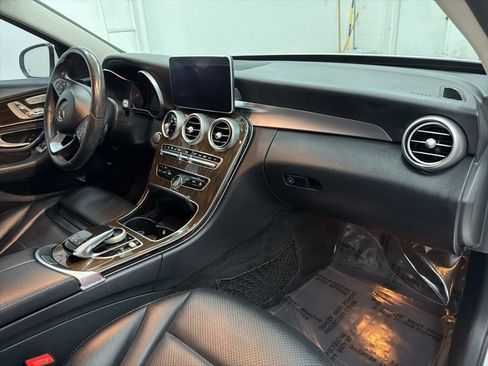 Used 2016 Mercedes-Benz C 300 Sedan image 28