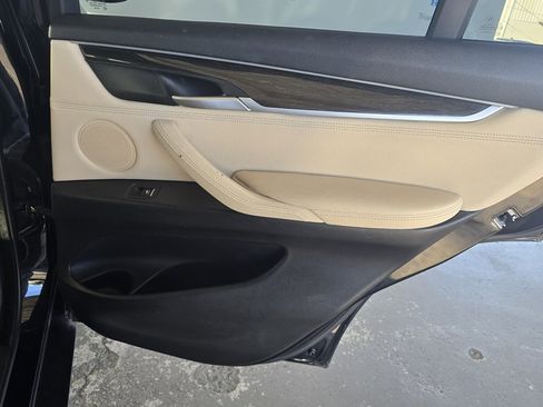 Used 2018 BMW X5 xDrive40e image 25