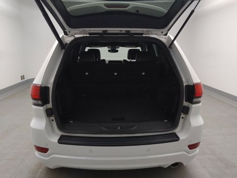 Used 2019 Jeep Grand Cherokee Altitude image 29