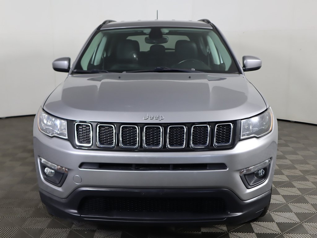 Used 2018 Jeep Compass Latitude AWD/4WD image 8