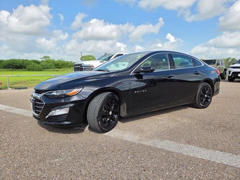 Used 2024 Chevrolet Malibu LT FWD image 3