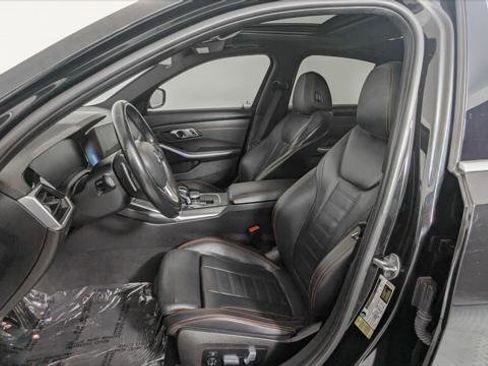 Used 2019 BMW 330i Sedan w/ Premium Package image 14