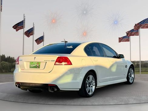 Used 2009 Pontiac G8 w/ Premium Package image 7