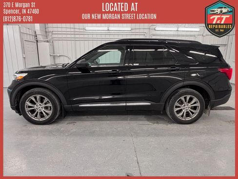 Used 2020 Ford Explorer XLT w/ Equipment Group 202A AWD/4WD image 8