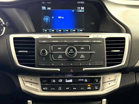 Used 2015 Honda Accord LX image 19