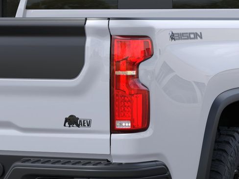 New 2026 Chevrolet Silverado 2500 ZR2 w/ ZR2 Bison Edition AWD/4WD image 11
