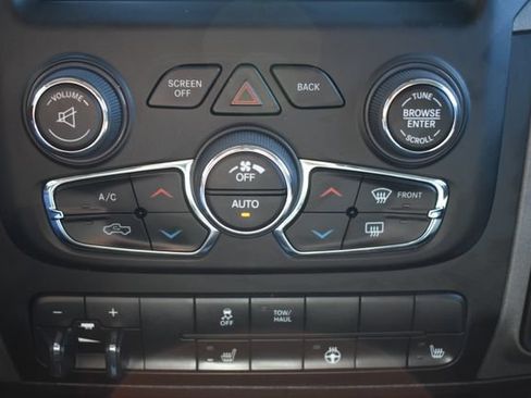 Used 2021 RAM 1500 Express w/ Wheel & Sound Group AWD/4WD image 28