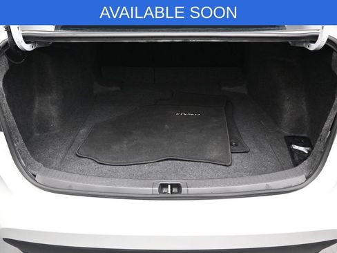 Used 2025 Toyota Corolla LE FWD image 27