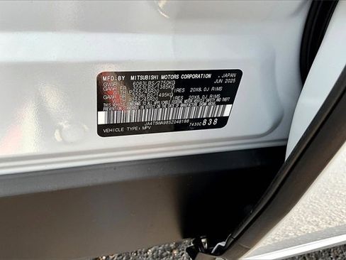 New 2025 Mitsubishi Outlander SEL image 19