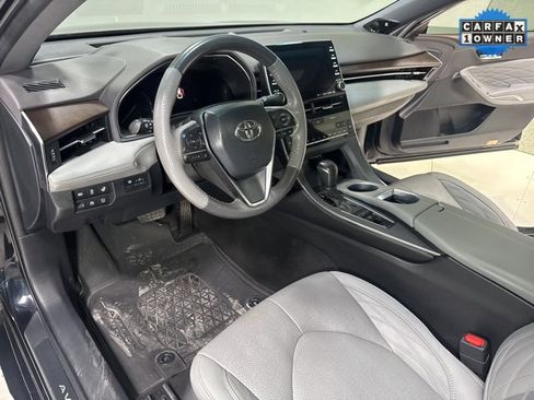 Used 2022 Toyota Avalon Limited w/ Advanced Safety Package image 11