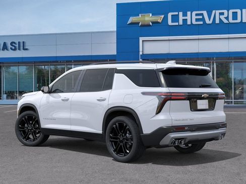 New 2027 Chevrolet Traverse LT AWD/4WD image 3