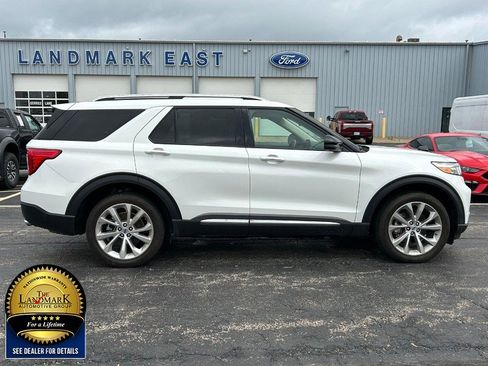 Used 2022 Ford Explorer Platinum w/ Class IV Trailer Tow Package image 4