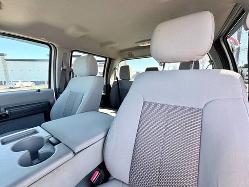 Used 2014 Ford F250 XLT w/ XLT Premium Package image 13