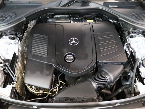 Used 2025 Mercedes-Benz GLC 350e 4MATIC w/ AMG Line image 28