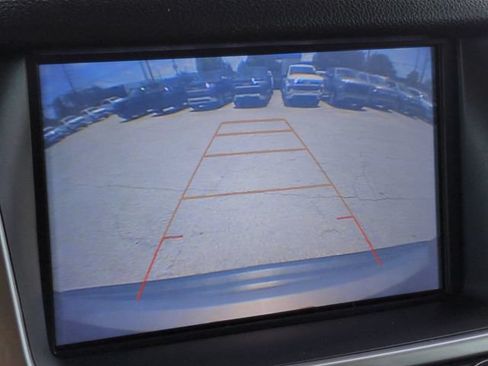 Used 2019 Chevrolet Suburban LT RWD image 25
