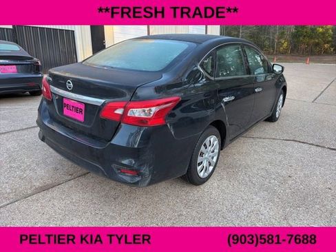 Used 2019 Nissan Sentra S image 10
