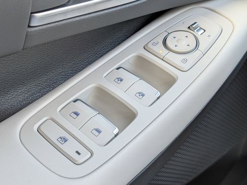 New 2025 Hyundai Sonata SEL FWD image 21