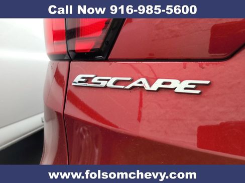 Used 2019 Ford Escape SEL image 6