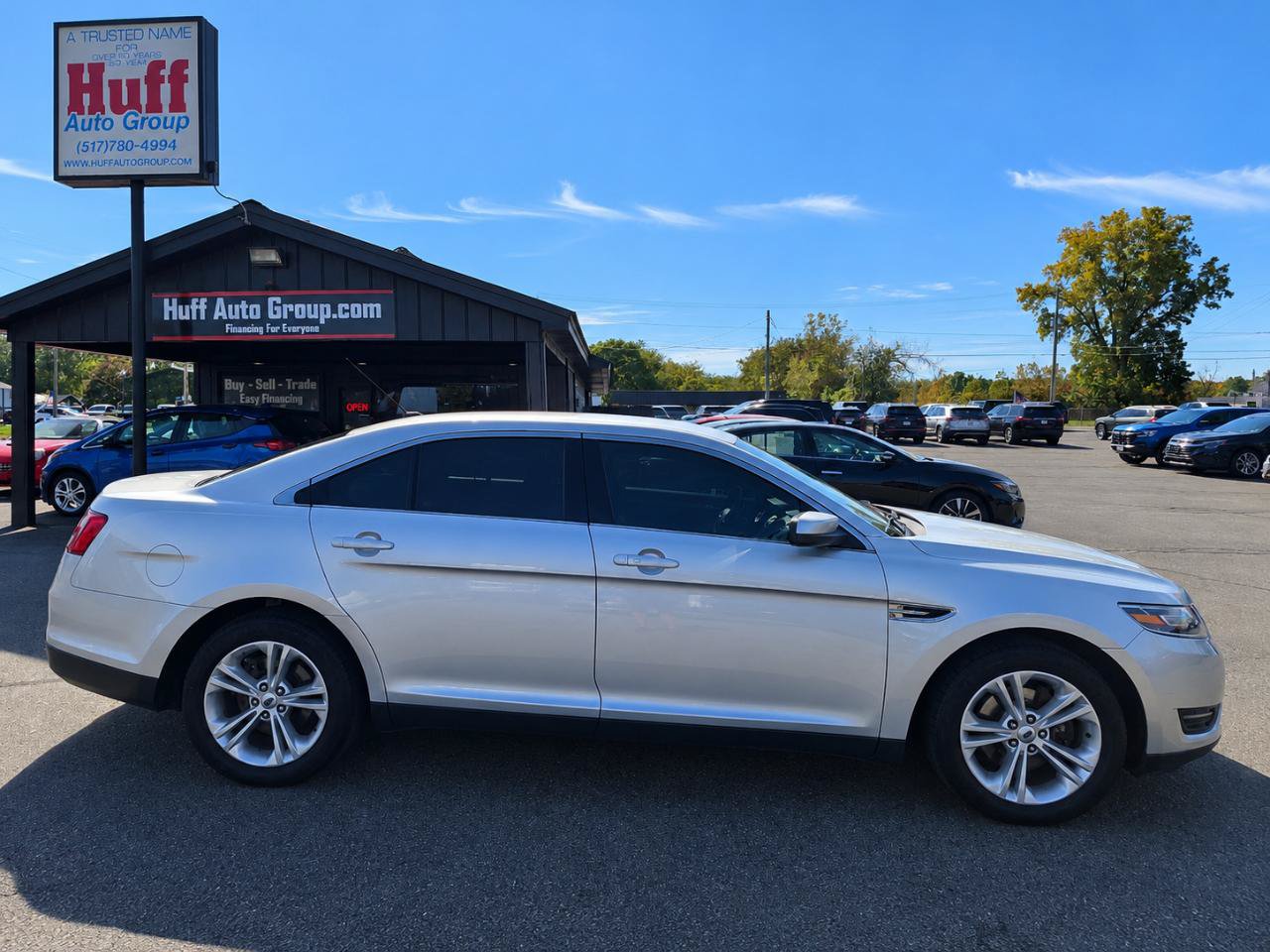 Used 2018 Ford Taurus SEL w/ Equipment Group 201A AWD/4WD image 1