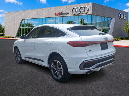 Used 2025 Audi Q5 Premium w/ Convenience Package AWD/4WD image 4