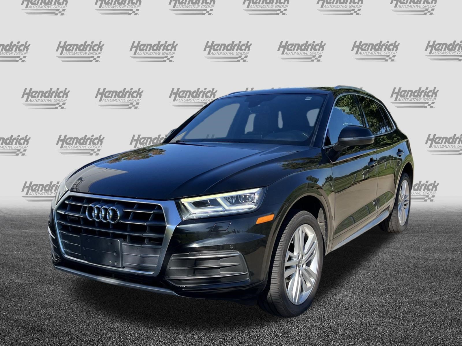 Used 2020 Audi Q5 2.0T Premium Plus w/ Premium Plus Package AWD/4WD image 6
