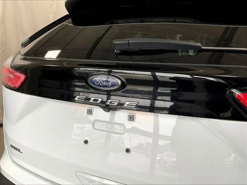 Used 2023 Ford Edge SEL AWD/4WD image 28