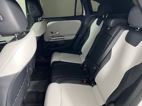 Certified 2022 Mercedes-Benz GLA 45 AMG 4MATIC image 19
