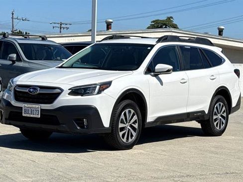 Used 2021 Subaru Outback Premium AWD/4WD image 6