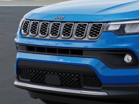 New 2026 Jeep Compass Latitude AWD/4WD image 11