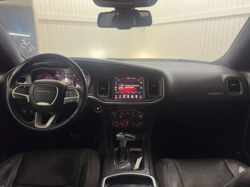 Used 2015 Dodge Charger SXT w/ Plus Group image 16