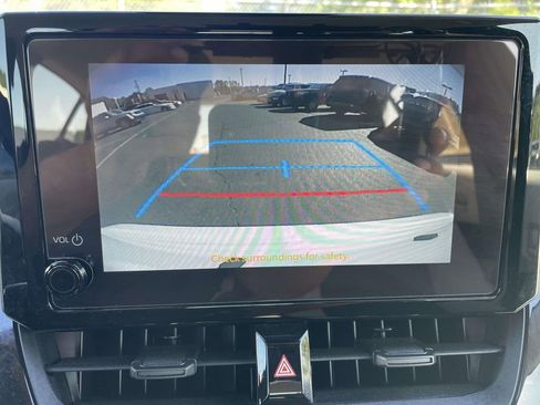 Used 2024 Toyota Corolla LE FWD image 38