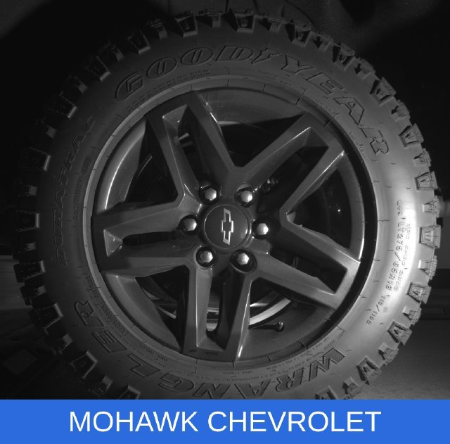 Used 2023 Chevrolet Silverado 1500 LT Trail Boss w/ LT Trail Boss Premium Package AWD/4WD image 27