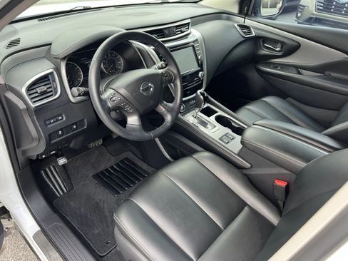 Used 2022 Nissan Murano SV w/ SV Midnight Edition Package FWD image 16