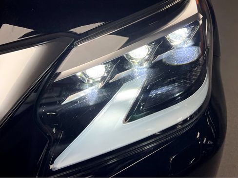 Certified 2023 Lexus GX 460 Premium w/ Premium Package AWD/4WD image 36