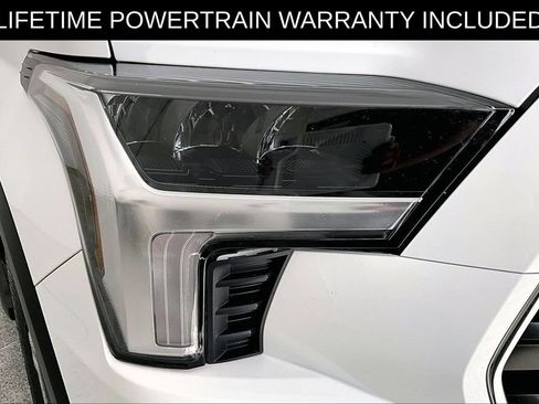 Used 2023 Toyota Sequoia SR5 w/ SR5 Premium Package AWD/4WD image 38