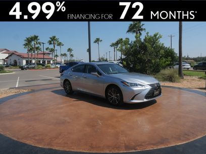 Used 2025 Lexus ES 300h w/ Premium Package