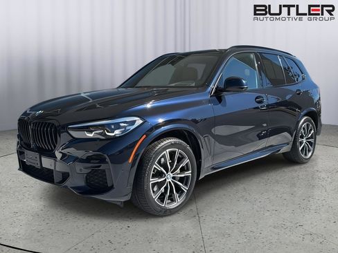 Used 2022 BMW X5 xDrive40i w/ M Sport Package image 2