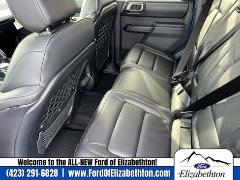 New 2025 Ford Bronco Badlands image 17