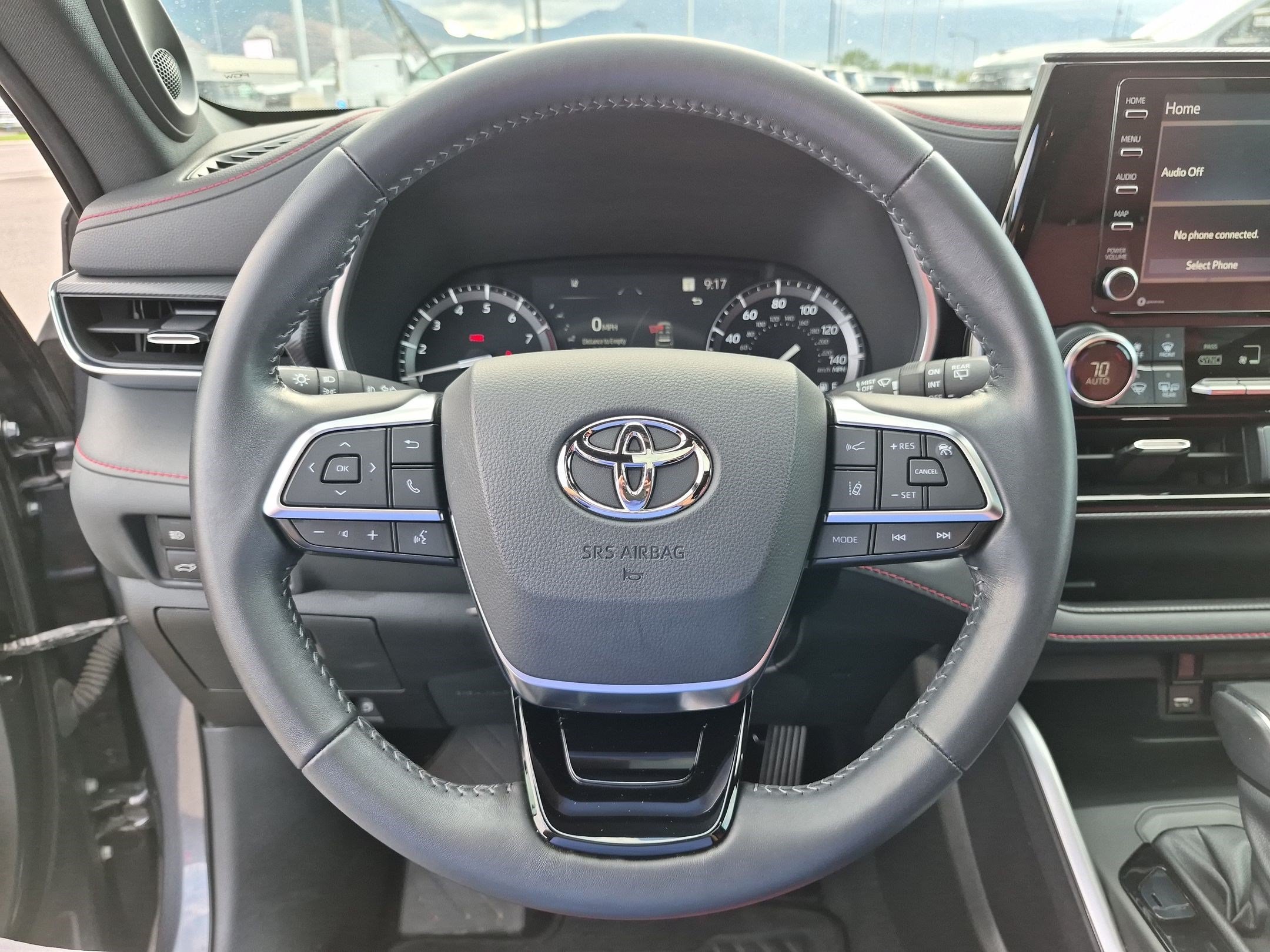 Used 2021 Toyota Highlander XSE AWD/4WD image 17
