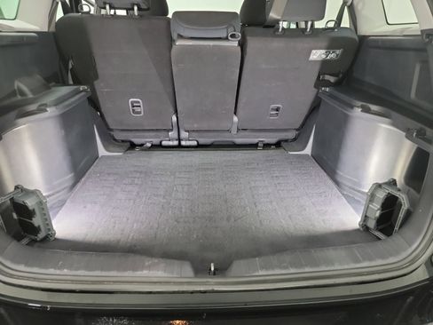 Used 2010 Honda CR-V LX image 14