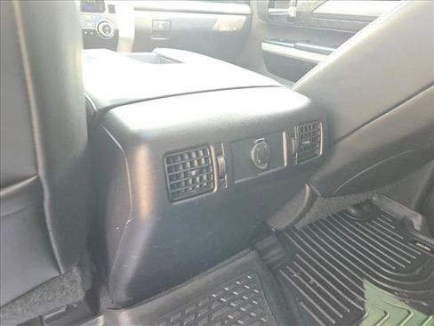 Used 2021 Toyota Tundra Platinum AWD/4WD image 18
